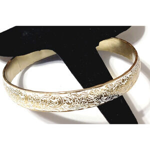 Vintage Floral Bangle Bracelet White Enamel Gold-tone Ornate Jewelry bn-2
